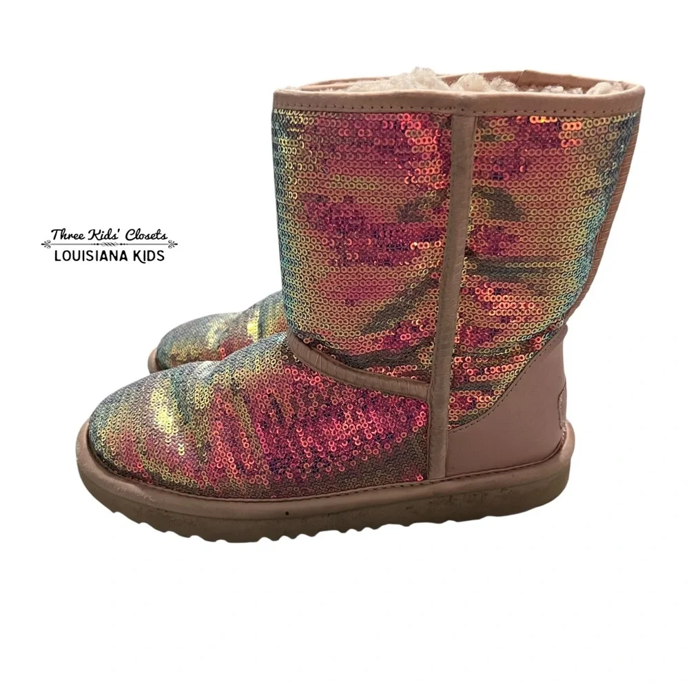 UGG Classic Short II Sz 4 Big Kid Sequin Rainbow Boots